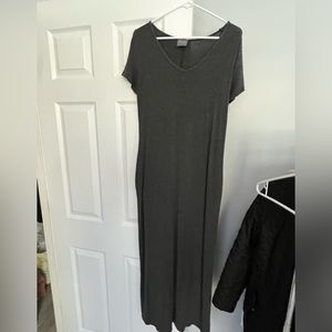 OLIVIA RAE T-SHIRT GREY MAXI DRESS IN MEDIUM